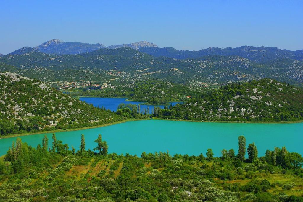 Apartments Marinovic Bacina Lakes Ploce  Habitación foto